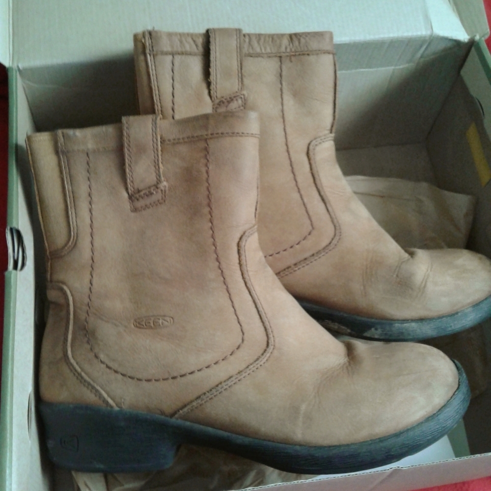 Tyretread Boots